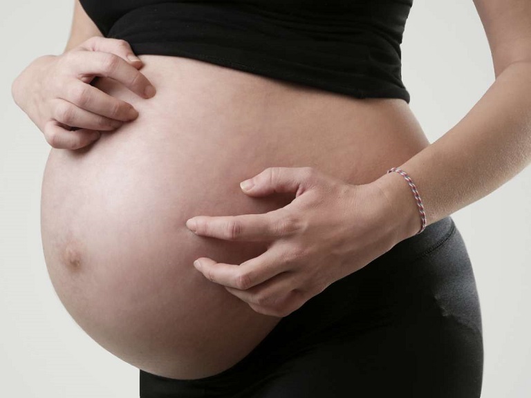 Viêm da cơ địa khi mang thai là hiện tượng thường gặp