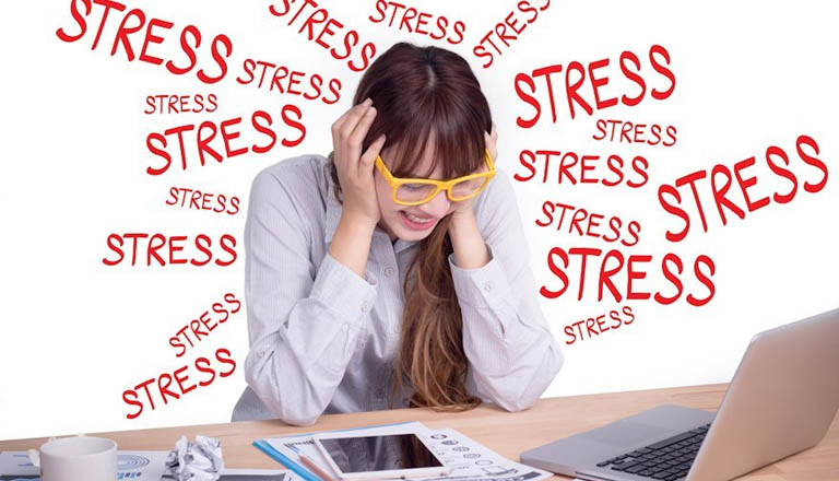 Nguyên nhân gây bệnh mề đay mãn tính có thể là do căng thẳng stress trong thời gian dài
