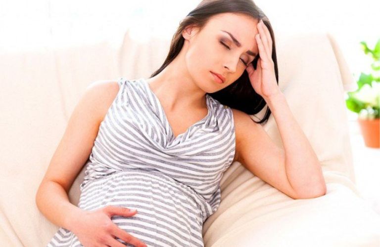 Nhận biết triệu chứng viêm mũi dị ứng khi mang thai