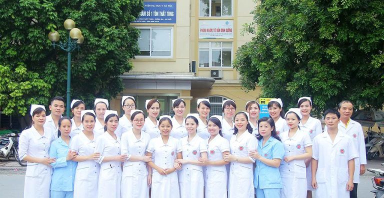 Bệnh viện Đại học Y Hà Nội có đội ngũ bác sĩ nhiệt tình, tận tâm