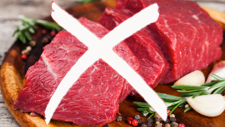 Đang bị nổi mề đay ăn thịt bò được không? Không nên ăn