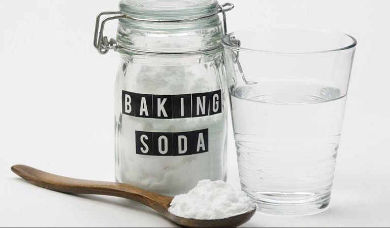 Thêm một cách chữa bệnh gút tại nhà bạn có thể thực hiện đó là dùng baking soda